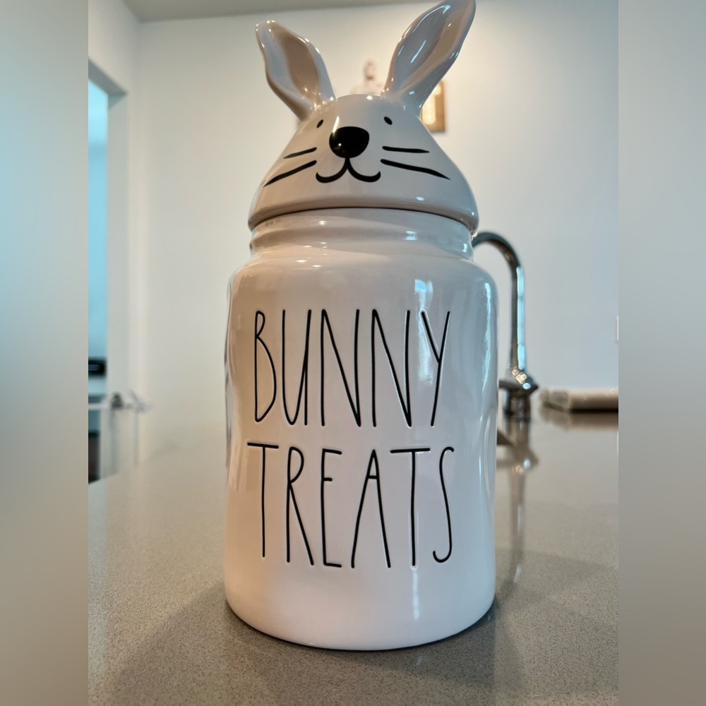 Rae Dunn Canister